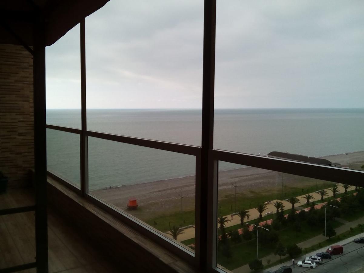 Amazing Magnolia Batumi Exterior foto
